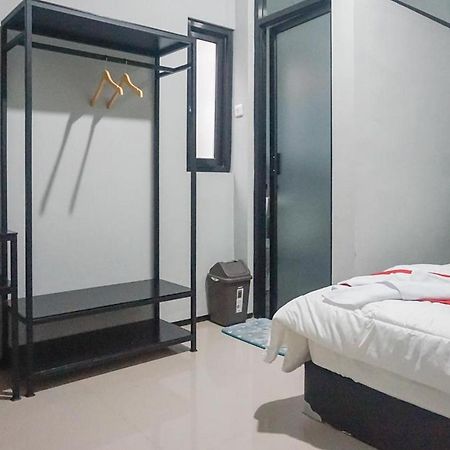 Reddoorz Plus @ Kalpataru Malang Luaran gambar