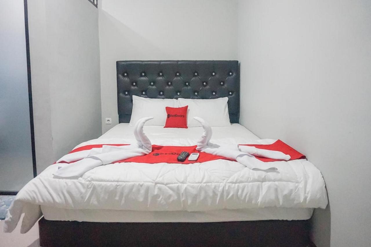 Reddoorz Plus @ Kalpataru Malang Luaran gambar