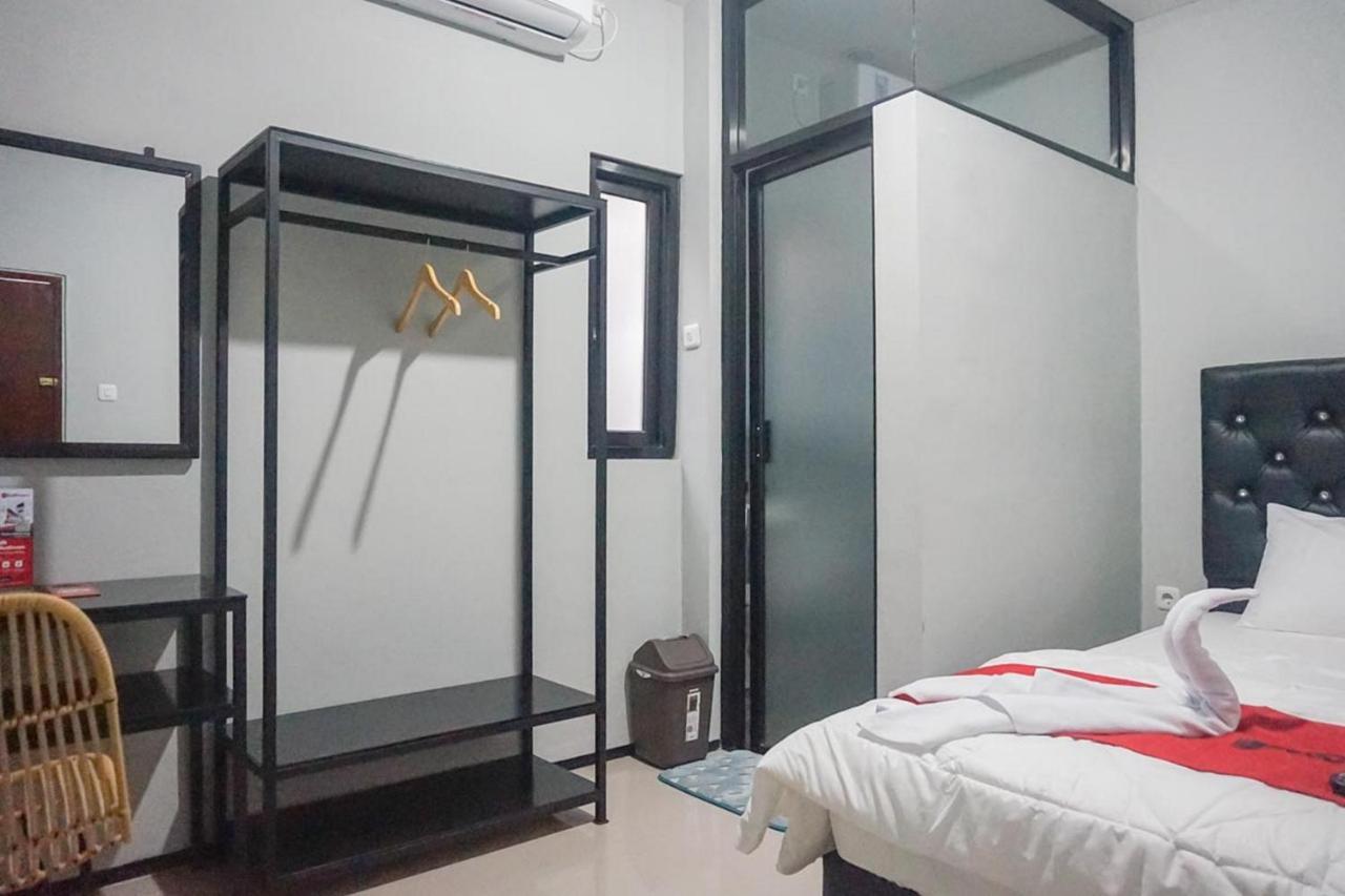 Reddoorz Plus @ Kalpataru Malang Luaran gambar